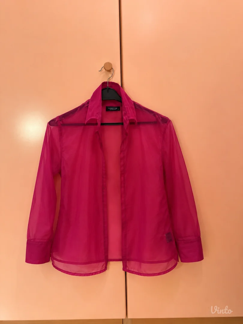 Roze prozirna kosulja
