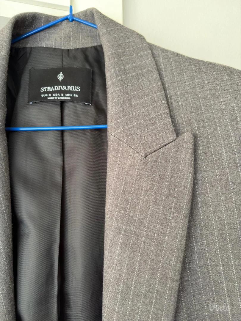 Stradivarius sivi sako na pruge