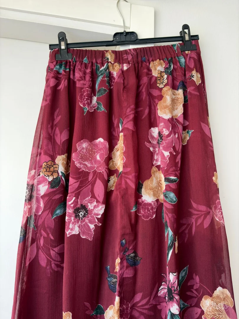 Bordo Lindex cvetna suknja