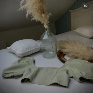 Missguided top sa balon rukavim