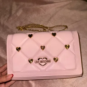 Torbica Love Moschino