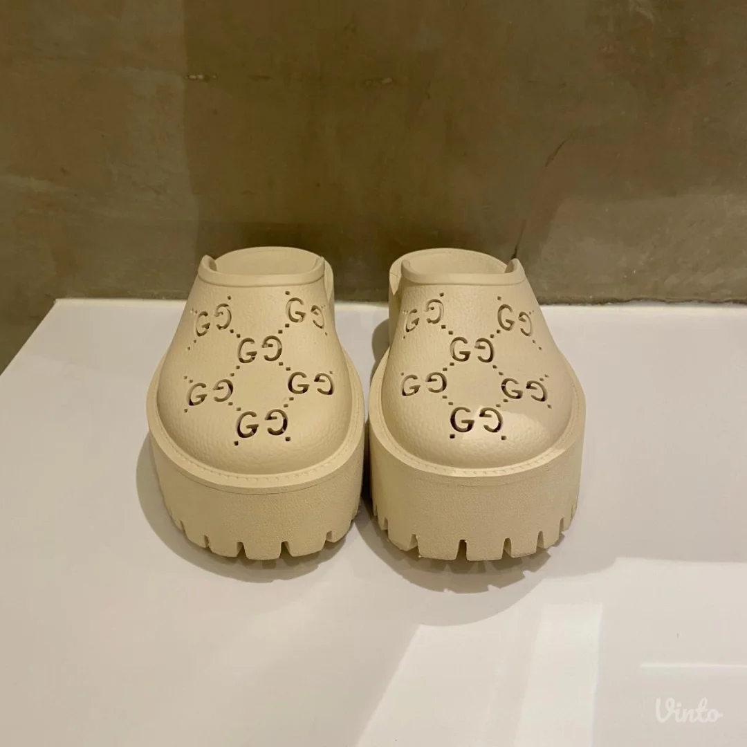gucci rubber slides