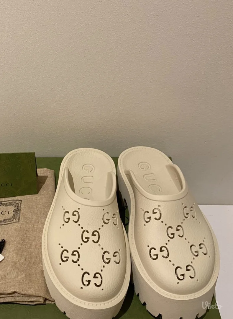 gucci rubber slides