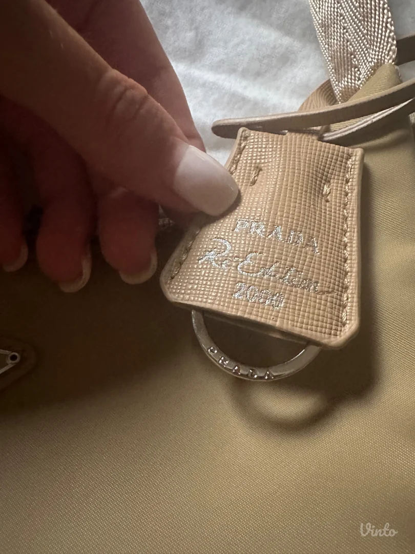 prada re-edition nylon bag