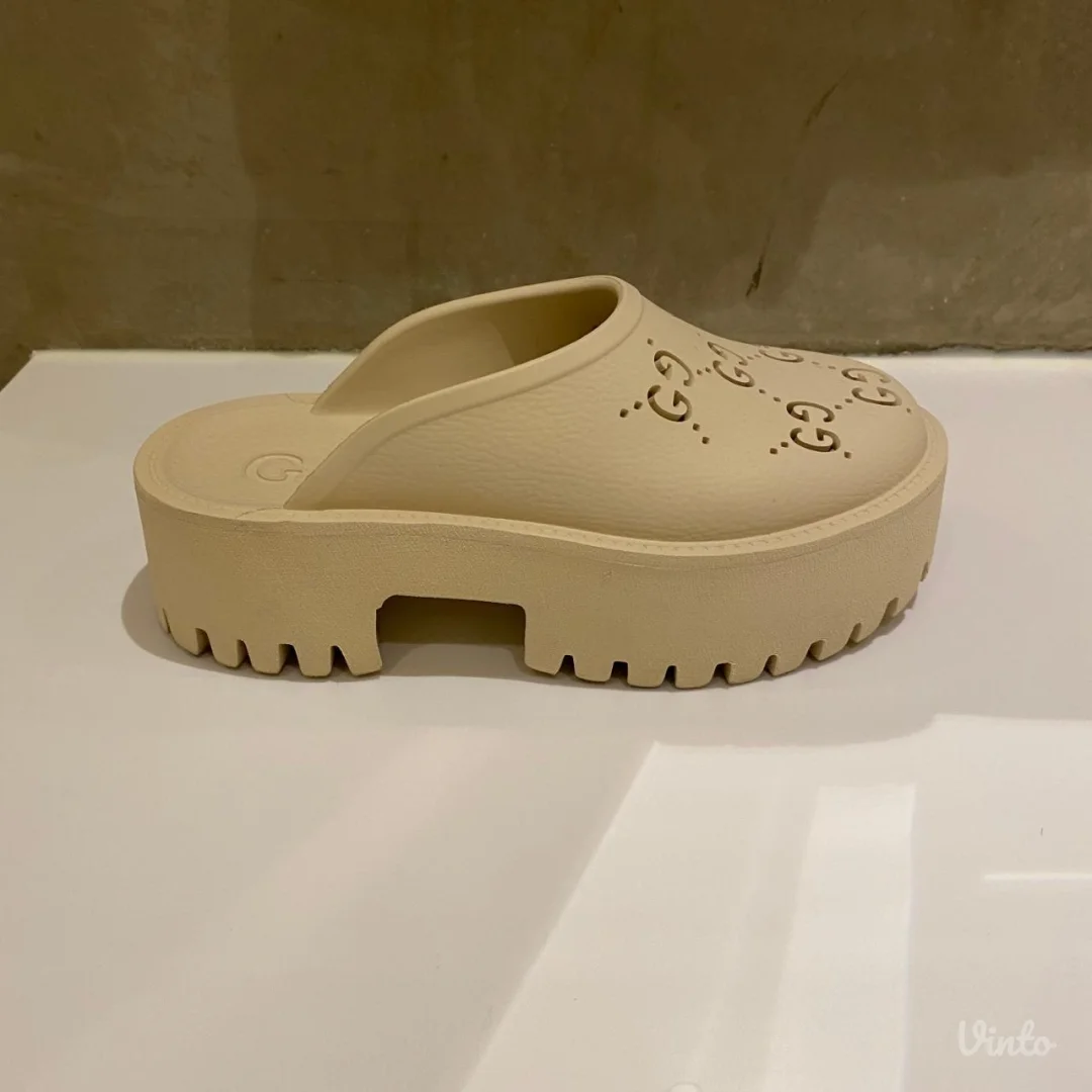 gucci rubber slides