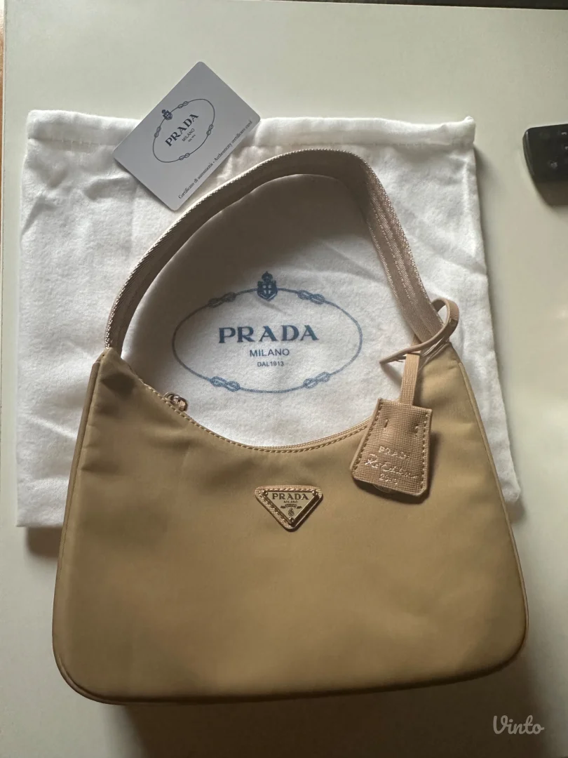 prada re-edition nylon bag
