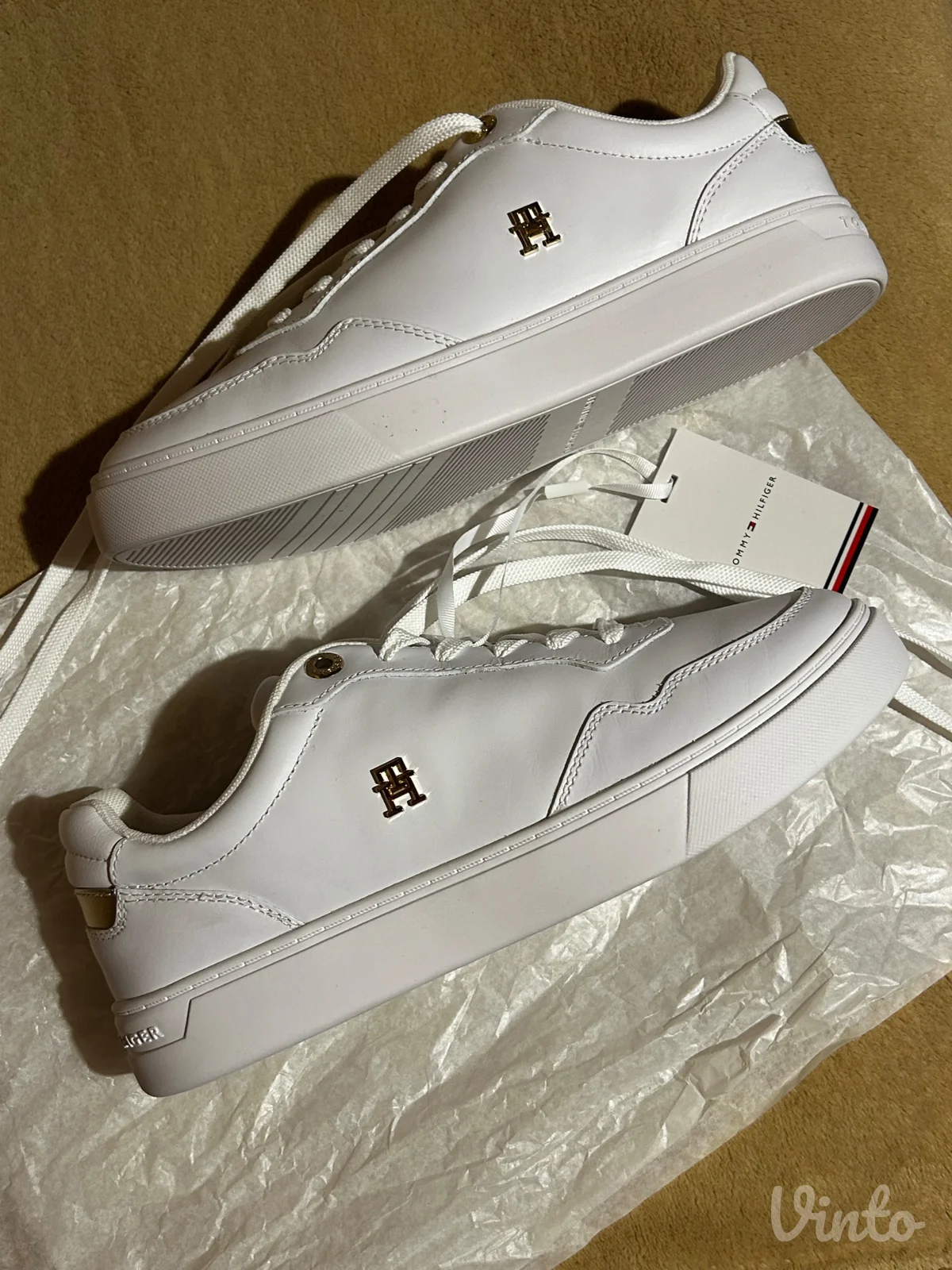 Tommy Hilfiger patike