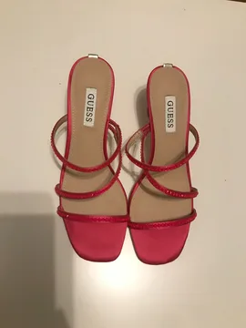 Guess papuce