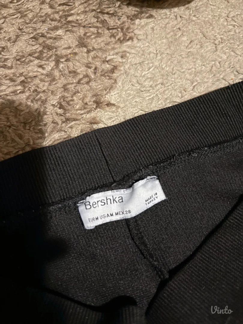Bershka pantalone