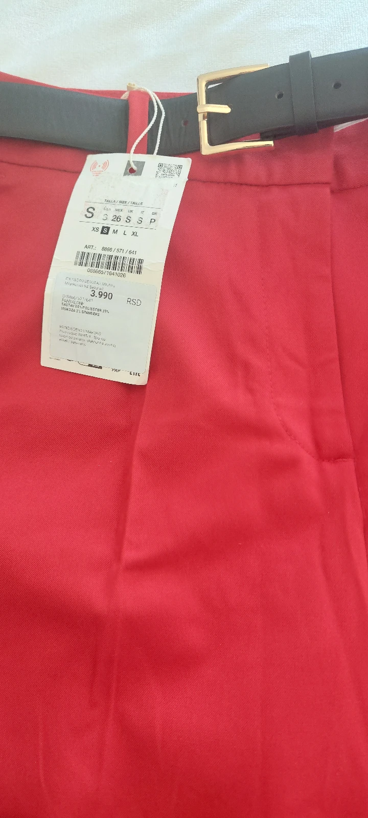 Zara pantalone Novo