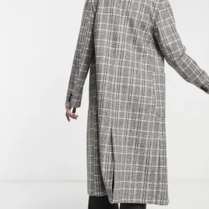 Stradivarius karirani kaput