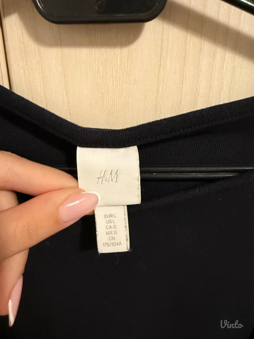 H&M crop majica na vezivanje
