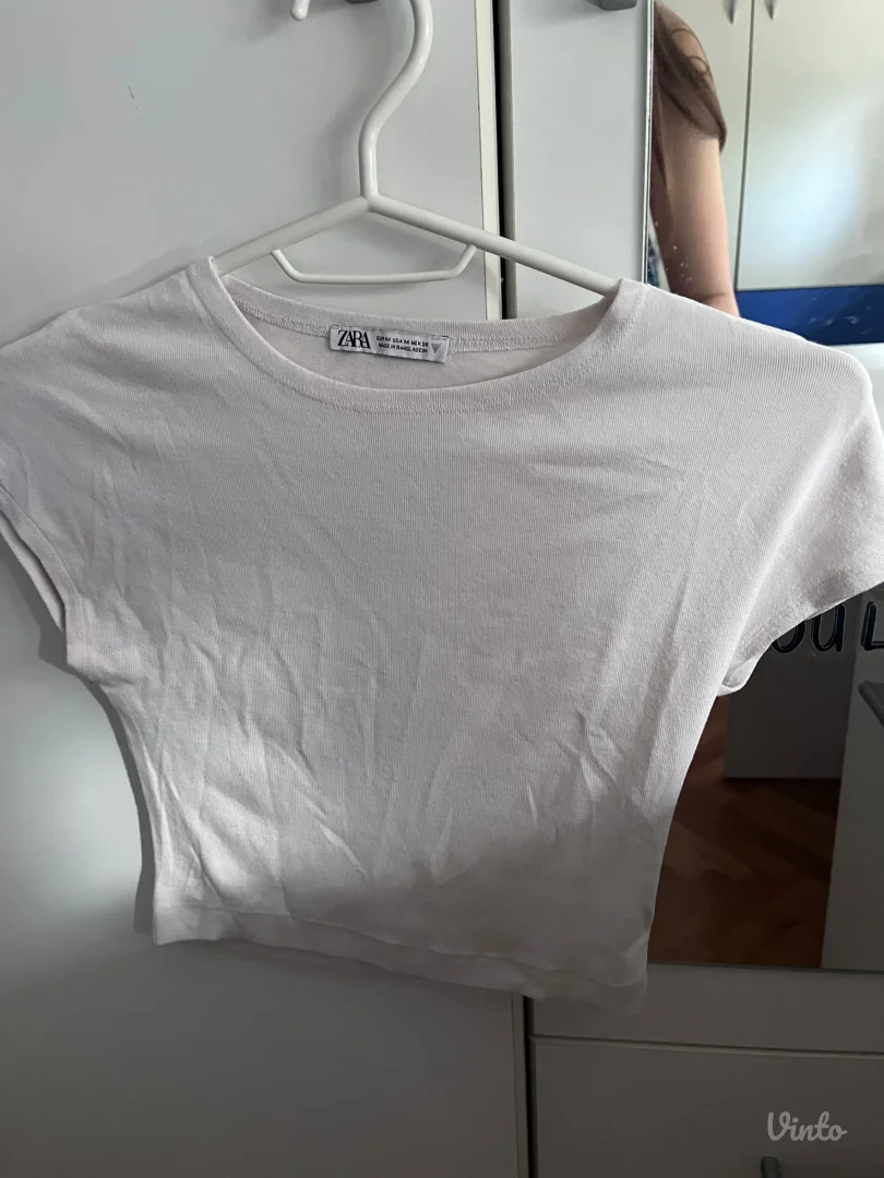 Zara bela majica