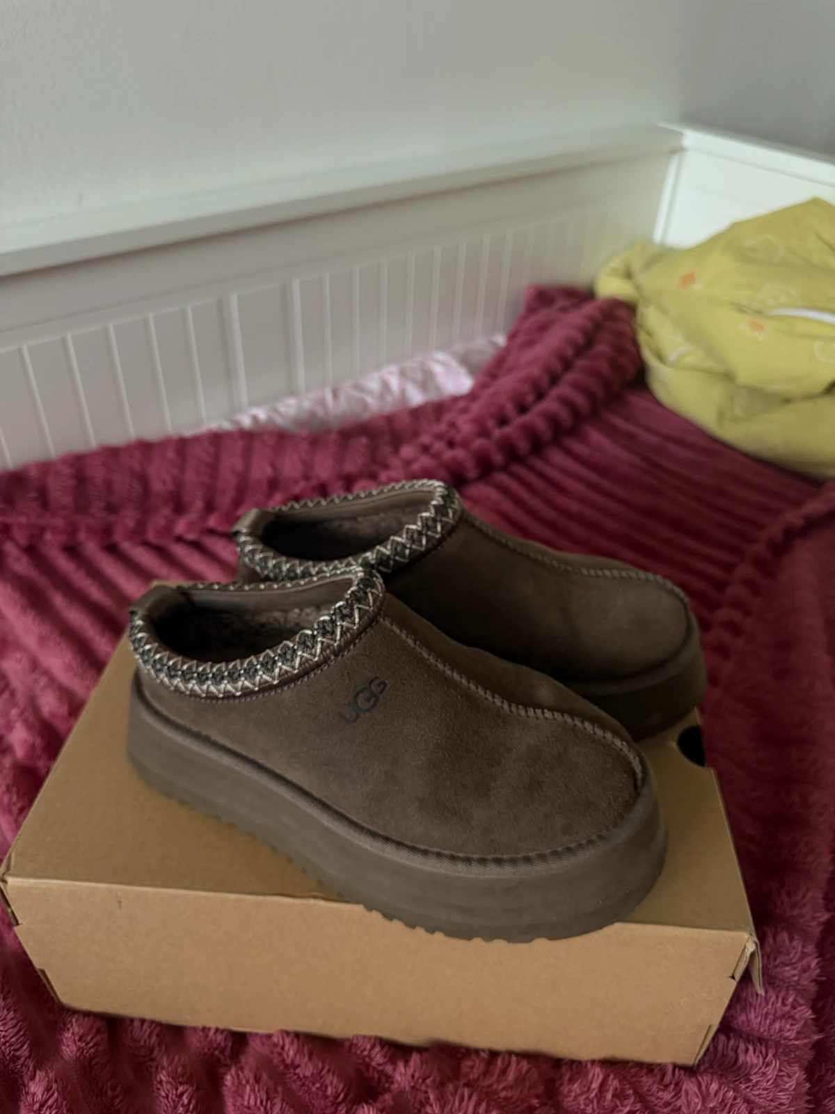 Ugg Tazz