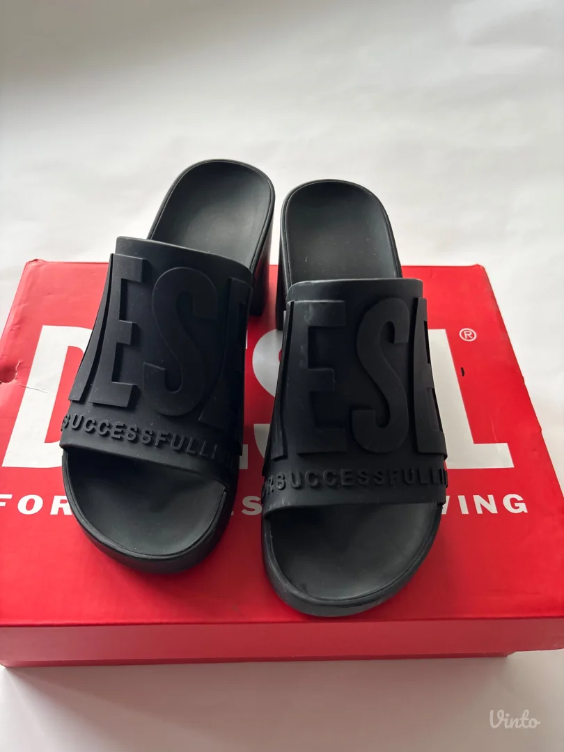 Diesel Pamela Papuce