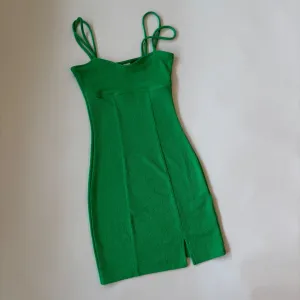 H&M zelena haljinica