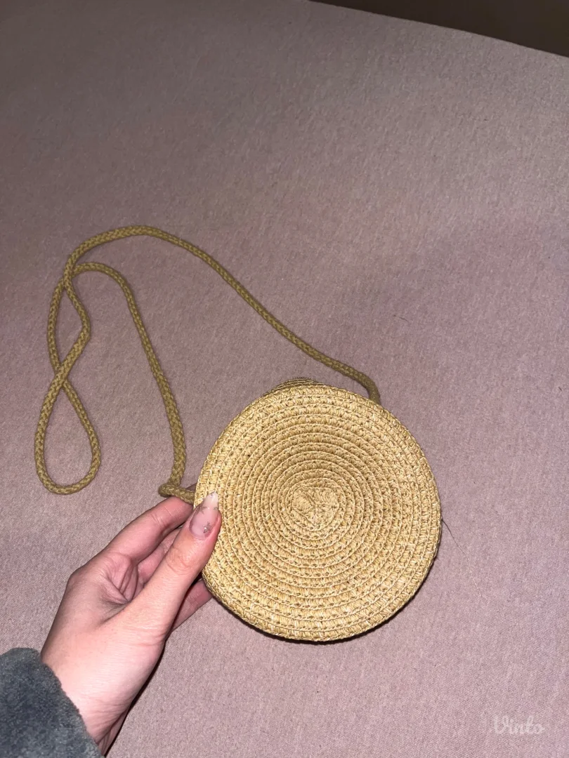 Mini pletena torbica