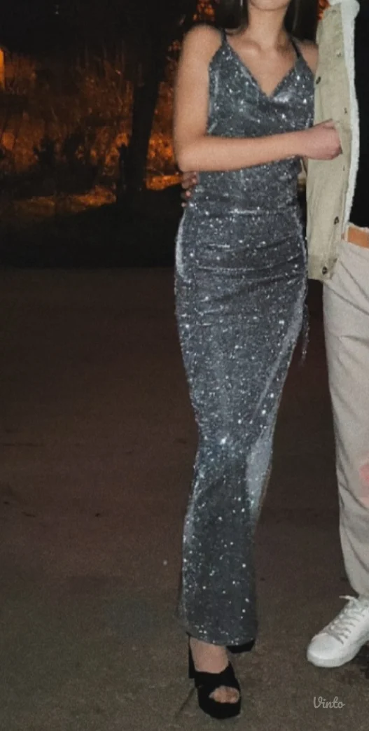 Šljokičava svečana haljina (UNI)