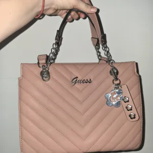 Guess torba