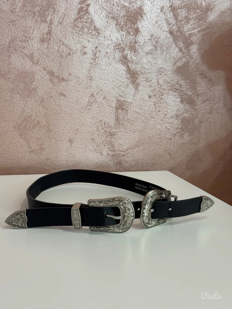 Bershka kaiš - NOVO