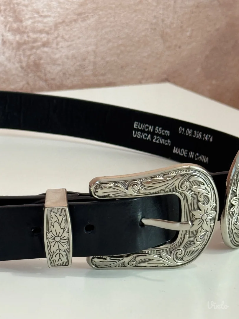 Bershka kaiš - NOVO