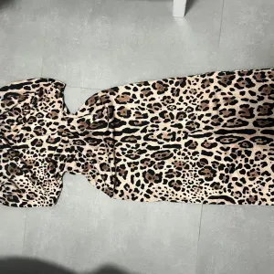Leopard haljina