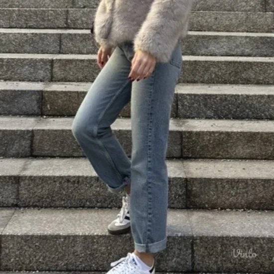 ZARA farmerke mom jeans