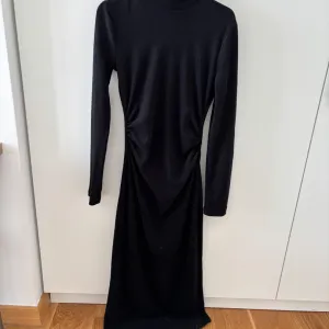 ZARA mekana maxi haljina