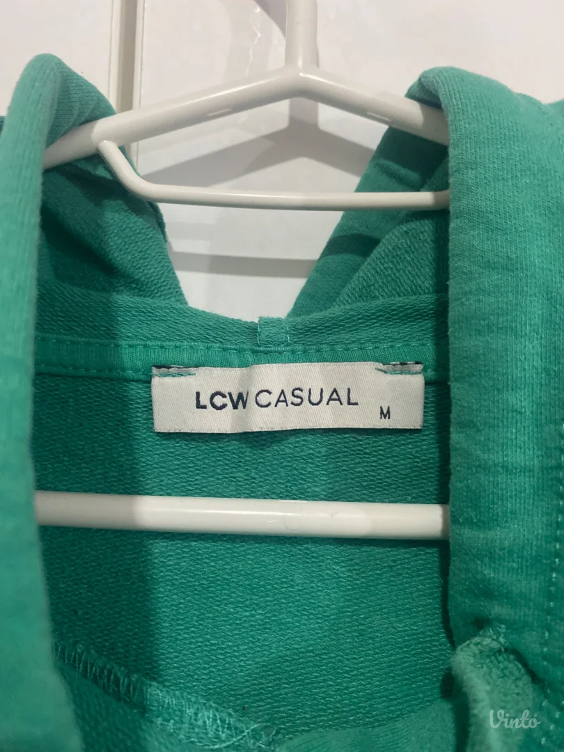 LC WAIKIKI zeleni duks sa natpisom