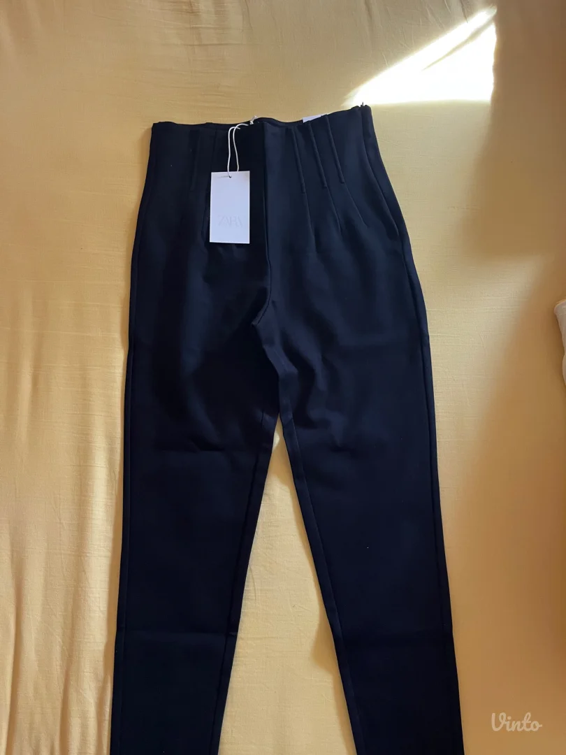 NOVO Zara helanke za oblikovanje tela