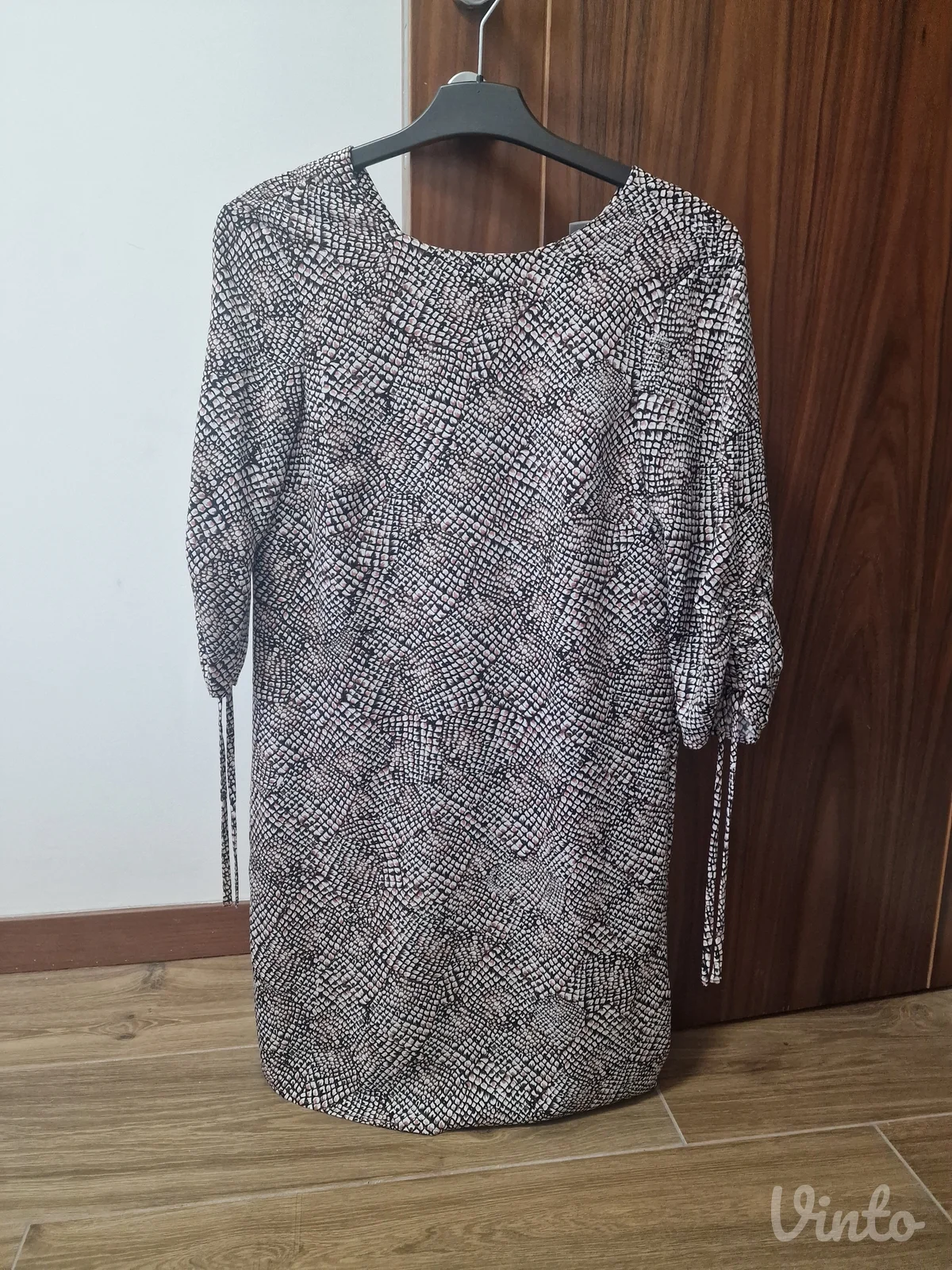 H&M haljina,velicina 36