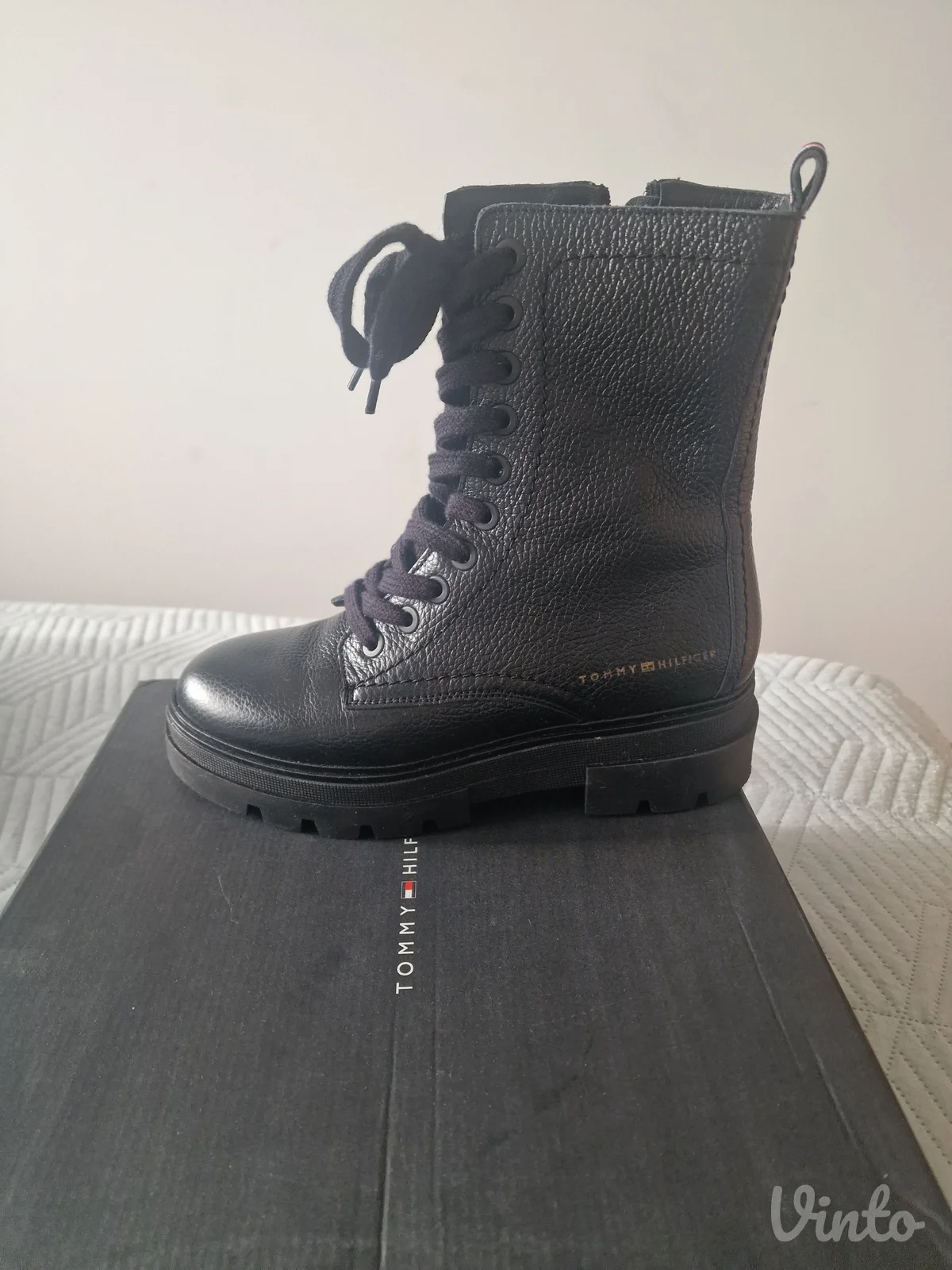 Tommy Hilfiger zenske cizme