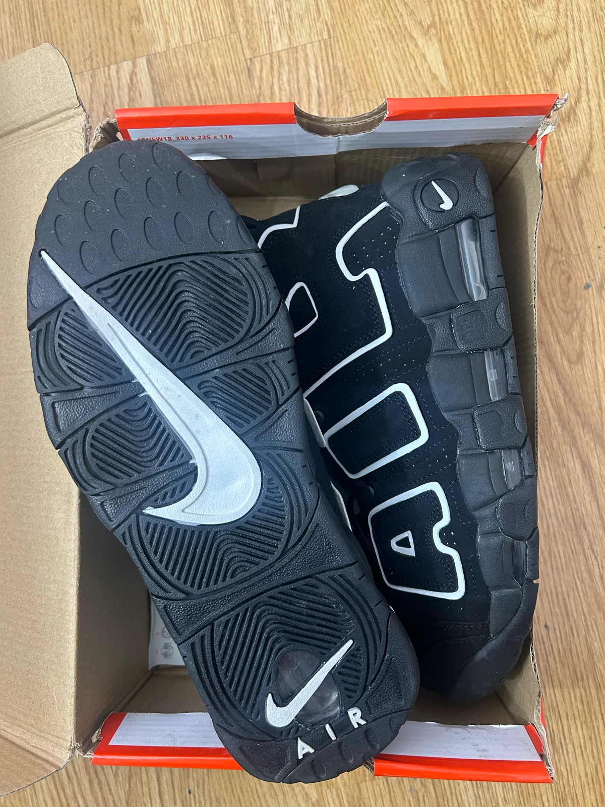 Nike Air More Uptempo patike crno bele