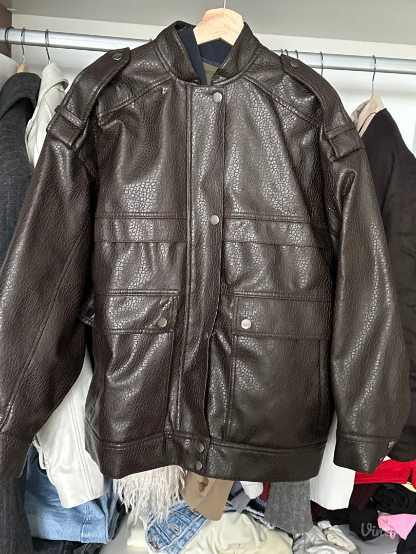 Zara jakne i duksevi