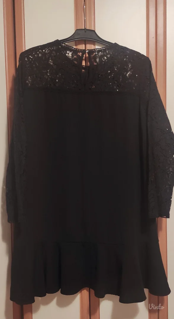 Zara haljina sa cipkom