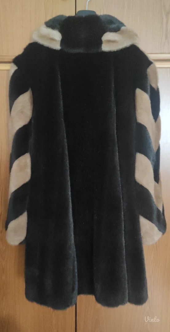 Bunda od vestackog krzna