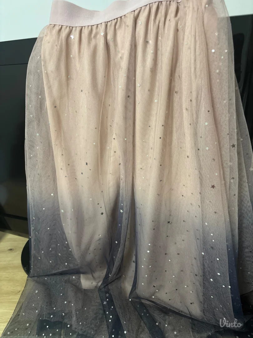 Nova suknja-sa etiketom