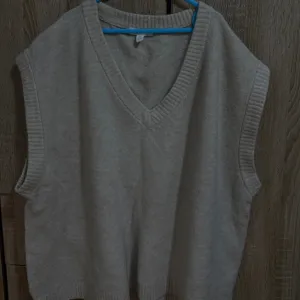 H&M - dzemper/prsluk