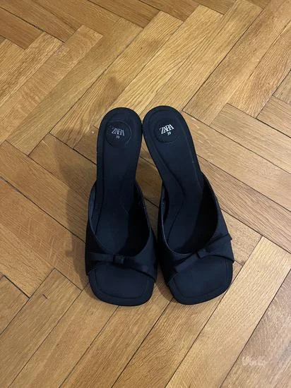 Zara stikle papuce