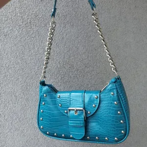 Stradivarius torbica