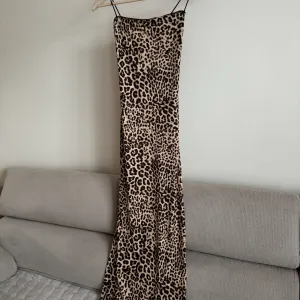 Leopard haljina