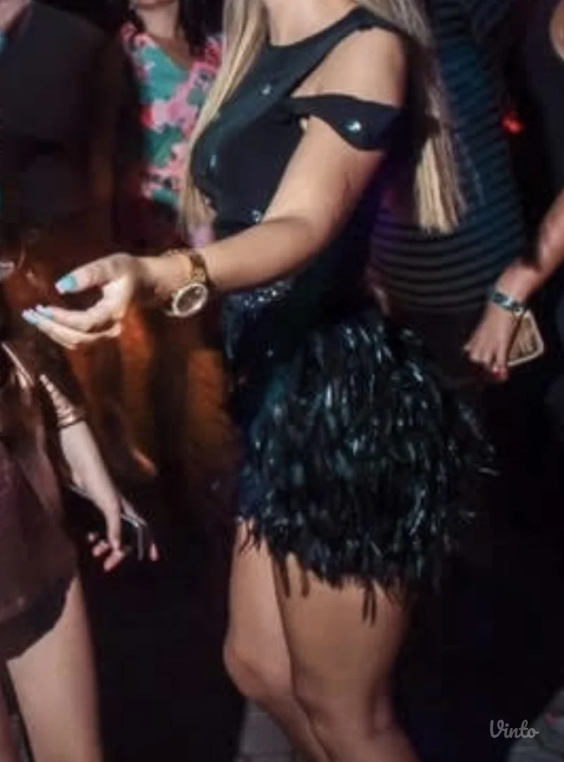 Svečana haljina sa perjem