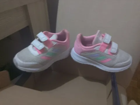 Adidas patike decije Vel 24