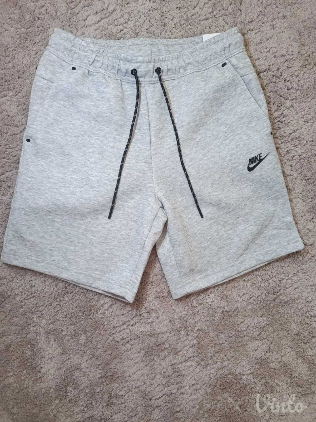 Nike Tech Fleece šorc original sivi M nov