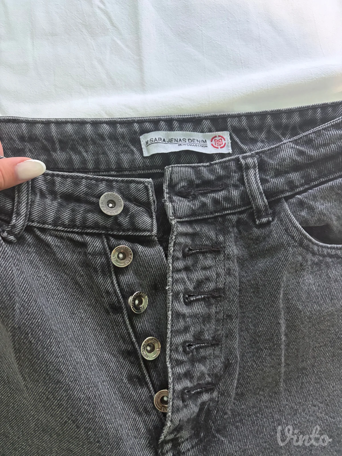 Crne MOM JEANS