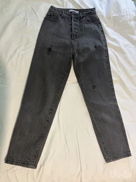 Crne MOM JEANS