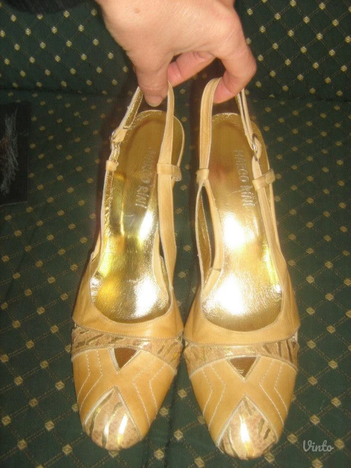 sandale 39 nove stikla pluta