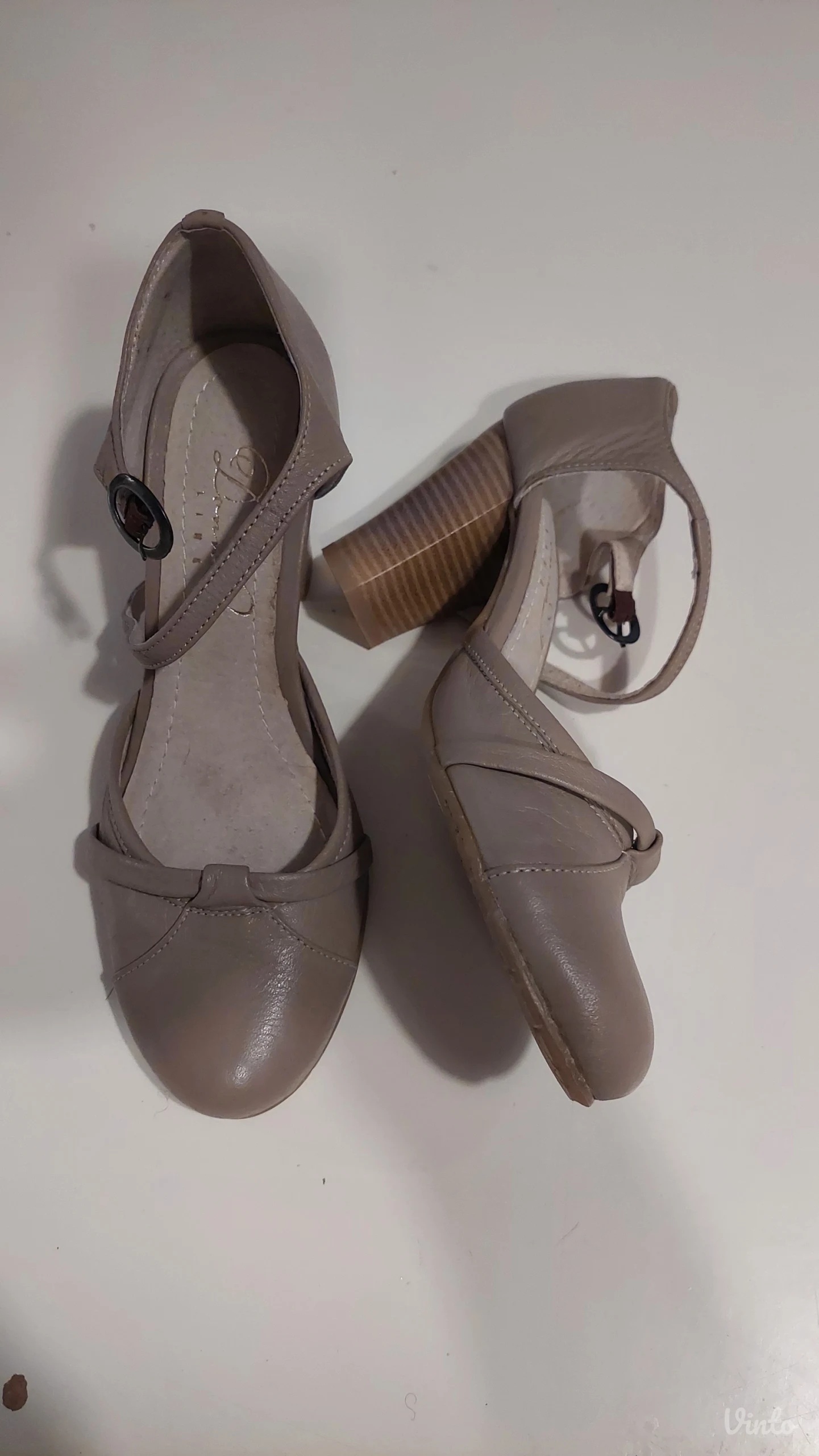 sandale kozne 36 vtg novo sandalete