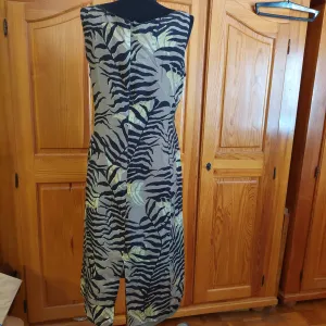 MAX MARA haljina 42 svila 100%