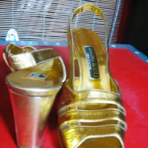 sandale 36 BRUNO MAGLI nove